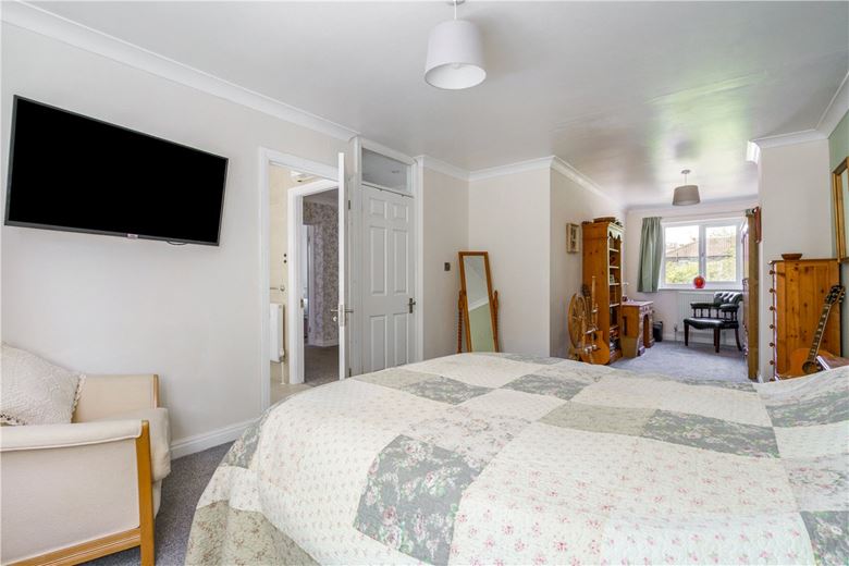 3 bedroom house, St. Nicholas Close, North Newbald YO43 - Available