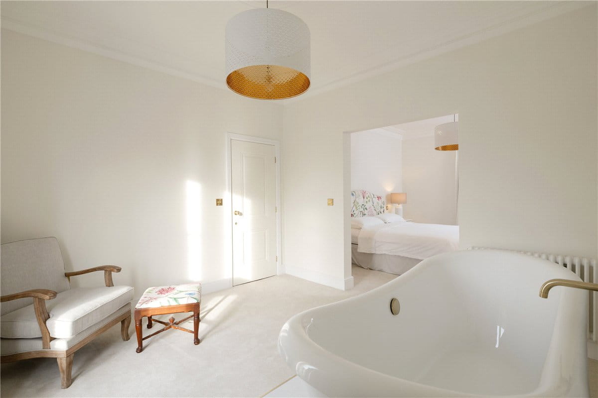 5 bedroom house, Alne Road, Tollerton YO61 - Available