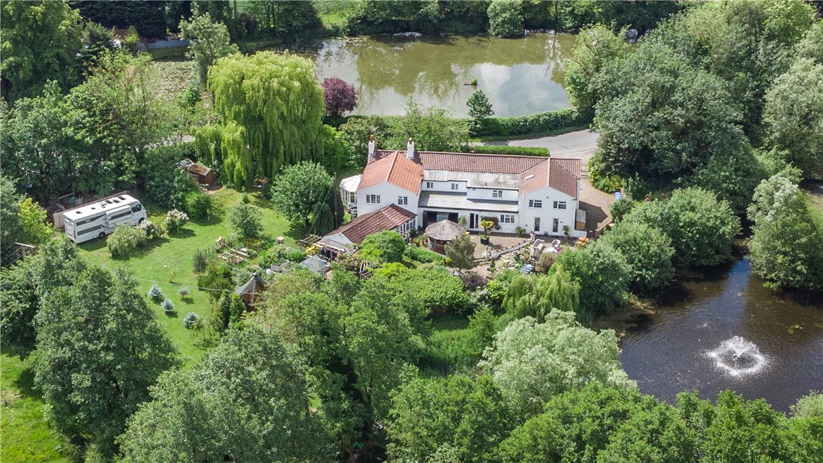 6 bedroom house, The Brickyards, Stamford Bridge YO41 - Sold STC