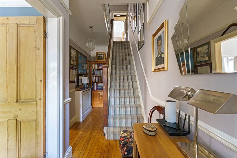 5 bedroom house, Chestnut Avenue, York YO31 - Available