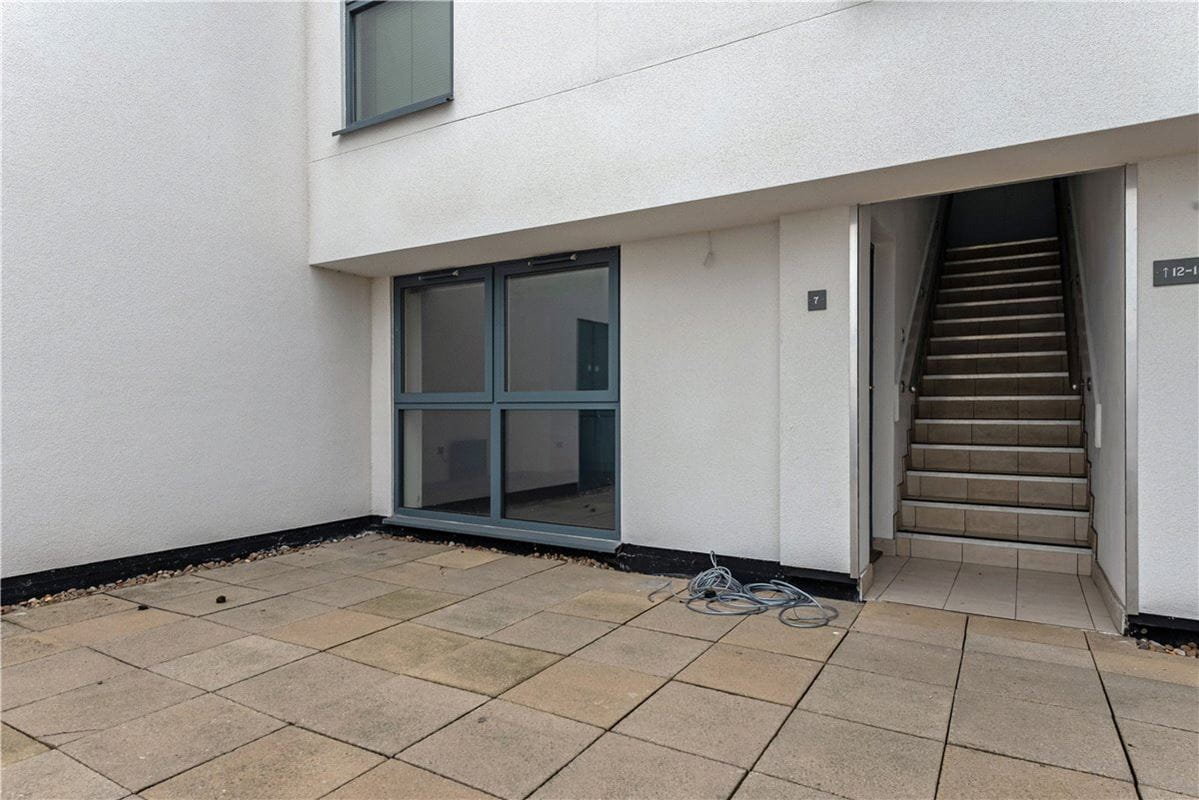 2 bedroom flat, Peter Lane, York YO1 - Available