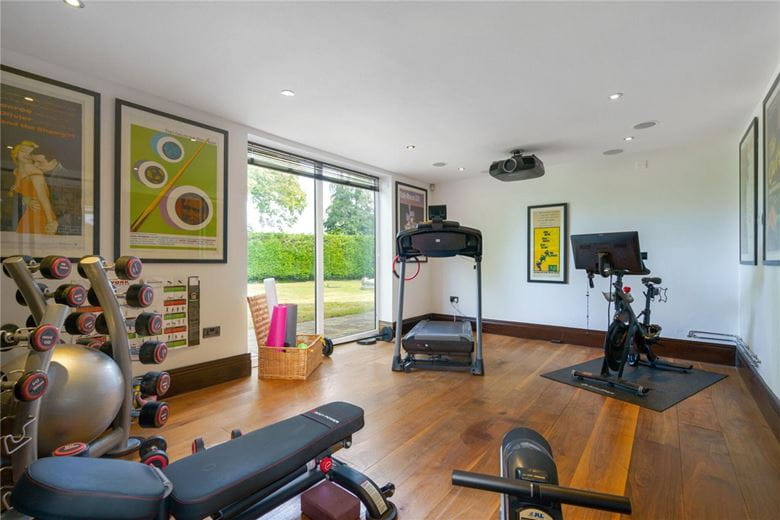 6 bedroom house, Newmill Farm, Mill Lane YO42 - Available