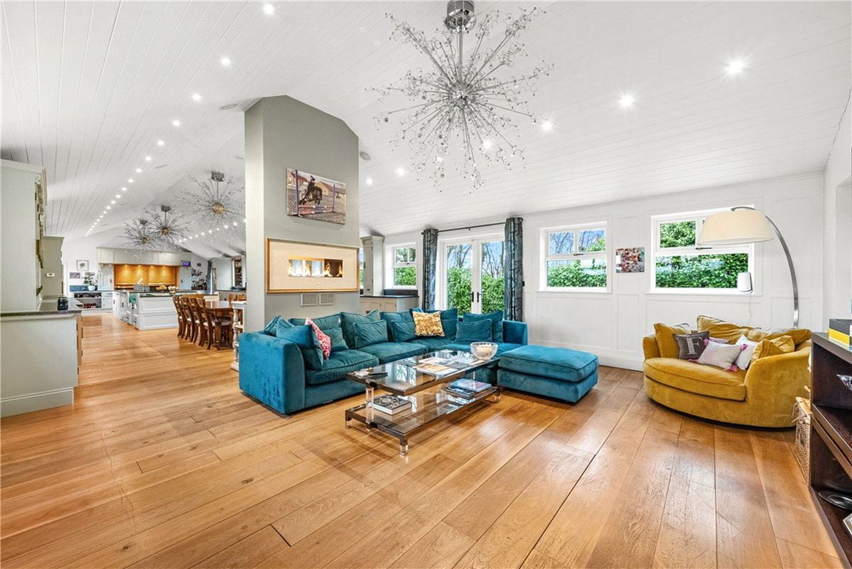 6 bedroom house, Newmill Farm, Mill Lane YO42 - Available