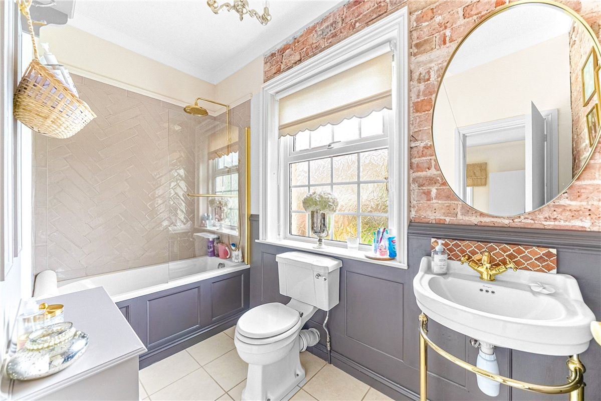18 bedroom house, Wold Road, Nafferton YO25 - Available