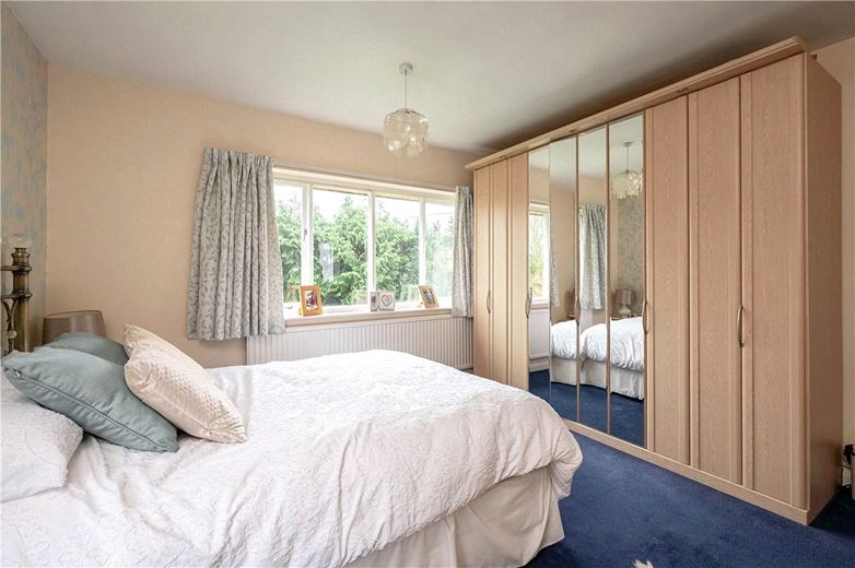 3 bedroom house, The Green, Raskelf YO61 - Available