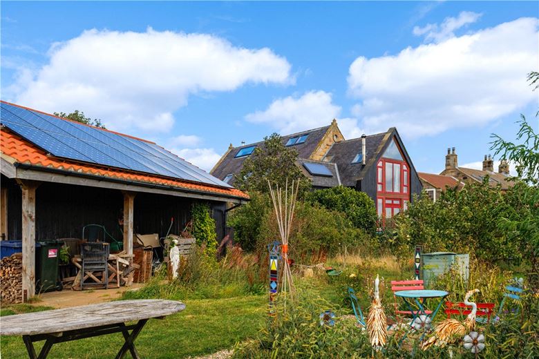 3 bedroom house, Loftus, Saltburn-by-the-Sea TS13 - Available