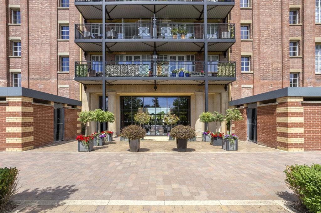 2 bedroom flat, Bishopthorpe Road, York YO23 - Available