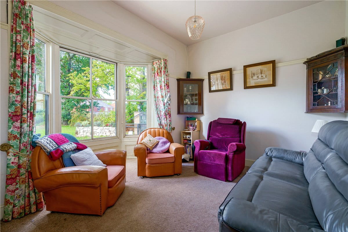 6 bedroom house, Doncaster Road, Selby YO8 - Available