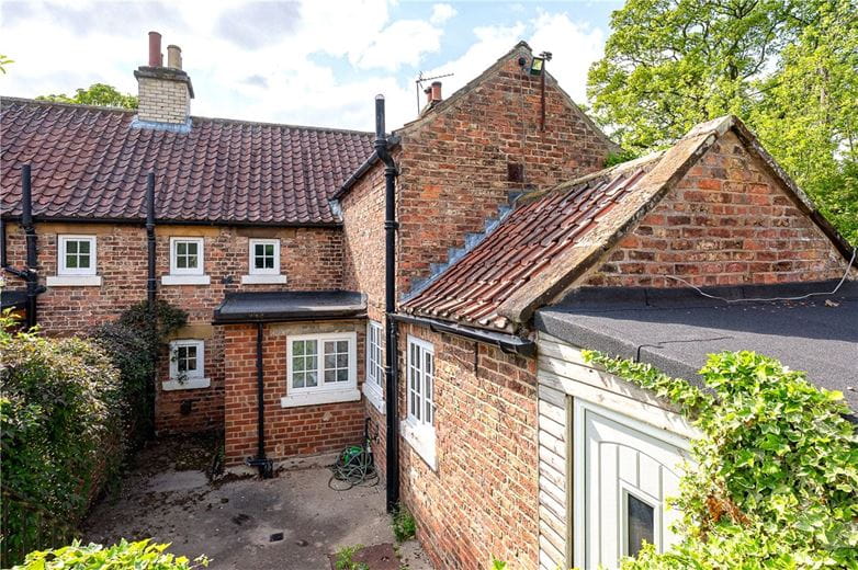 3 bedroom house, Church View, Felixkirk YO7 - Sold STC