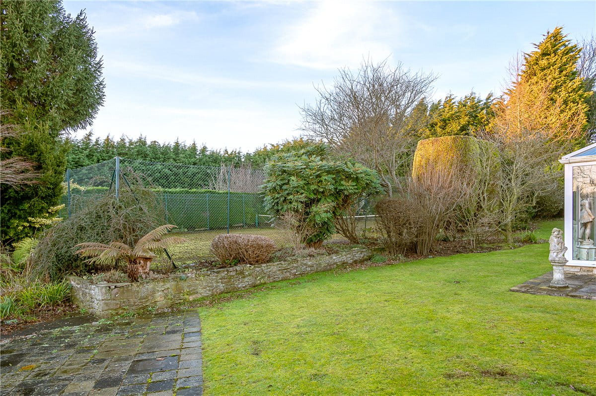 5 bedroom house, Tadcaster Road, Sherburn in Elmet LS25 - Available