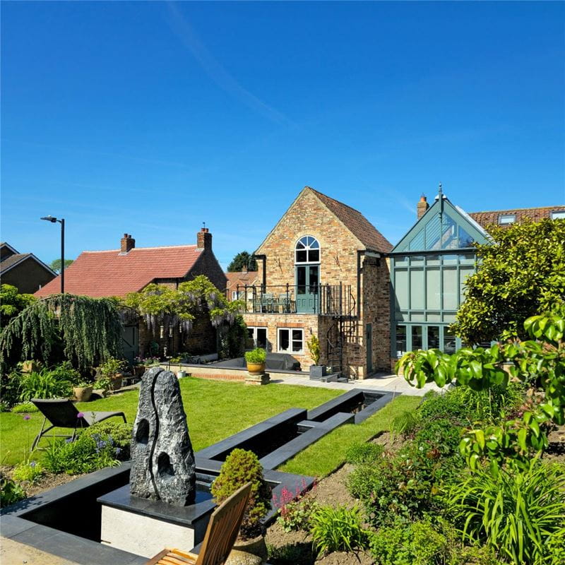 5 bedroom house, The Village, Stockton on the Forest YO32 - Available