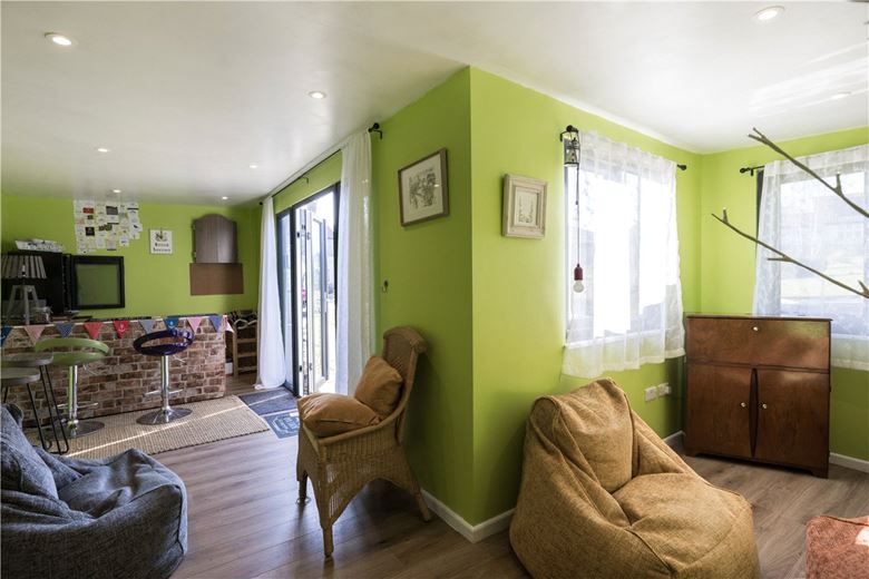 3 bedroom house, Welburn, York YO60 - Available