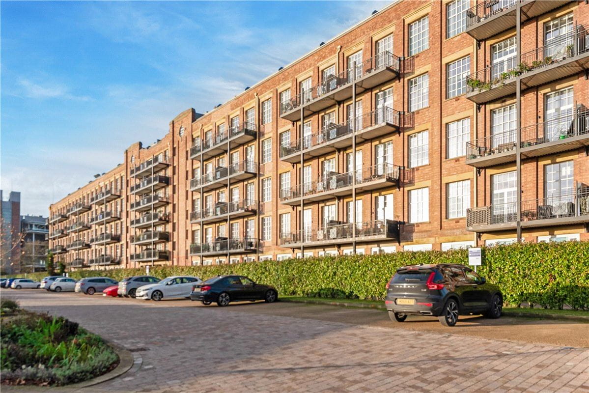 2 bedroom flat, Bishopthorpe Road, York YO23 - Sold STC