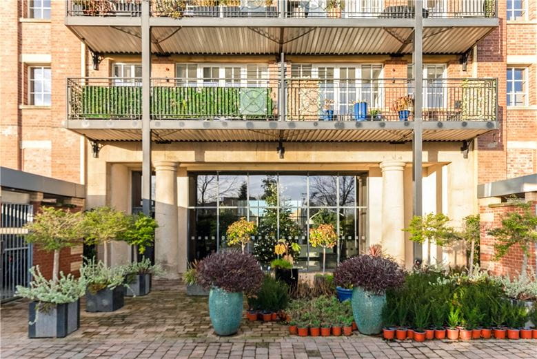 2 bedroom flat, Bishopthorpe Road, York YO23 - Sold STC