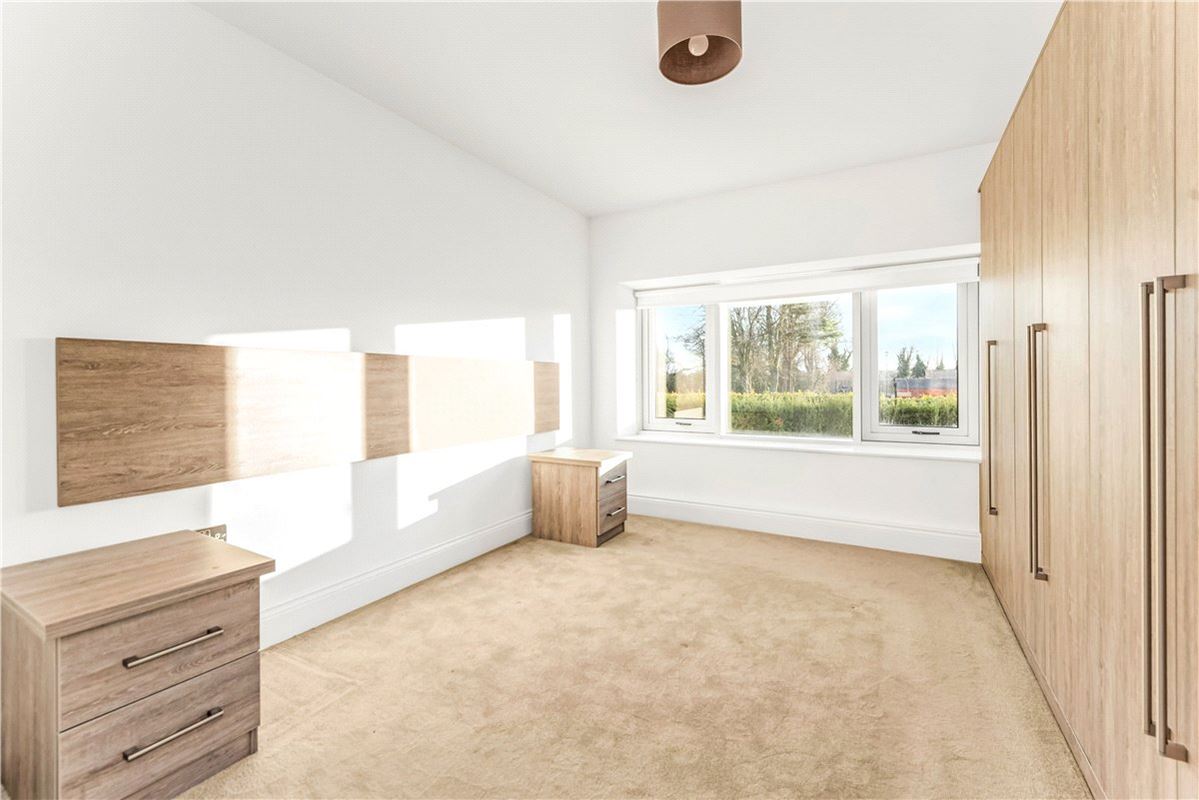 2 bedroom flat, Bishopthorpe Road, York YO23 - Sold STC