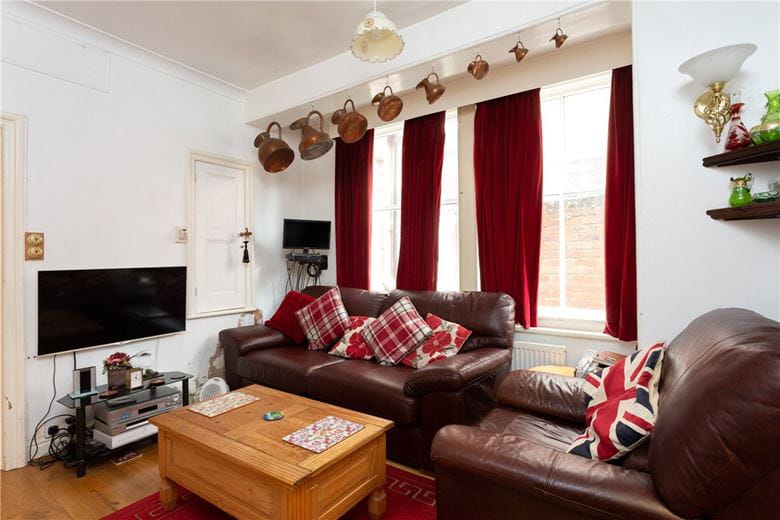 6 bedroom house, Albemarle Road, York YO23 - Available