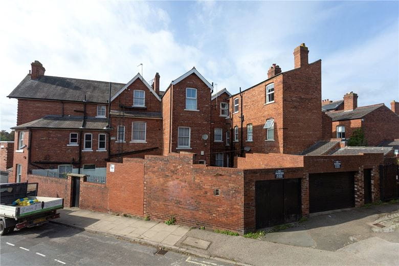7 bedroom house, Albemarle Road, York YO23 - Available