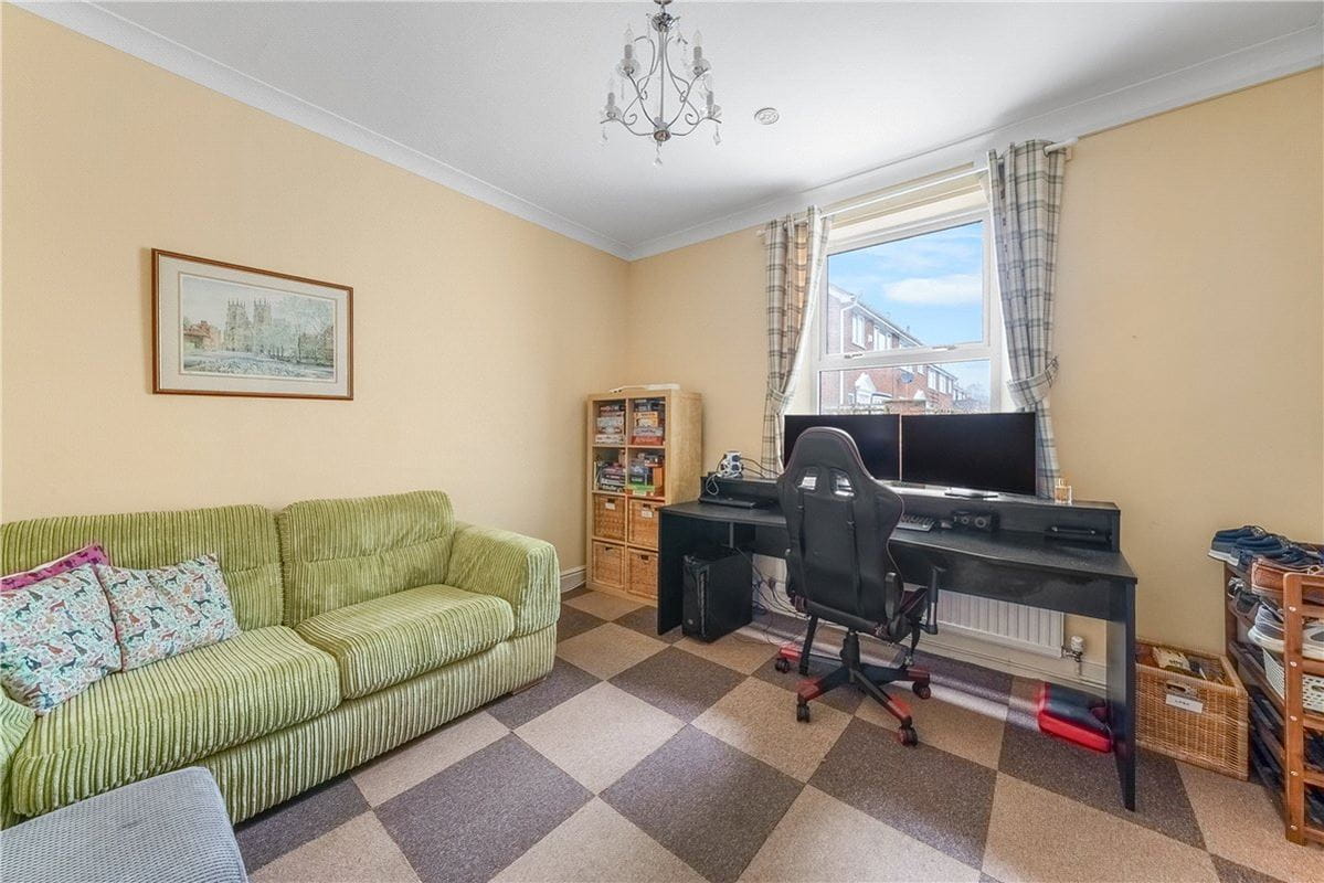4 bedroom house, Hamilton Way, York YO24 - Available