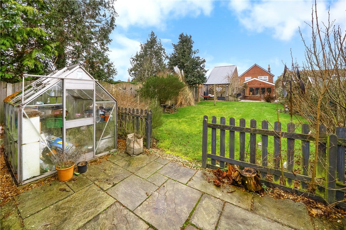 3 bedroom house, Main Street, Linton on Ouse YO30 - Available