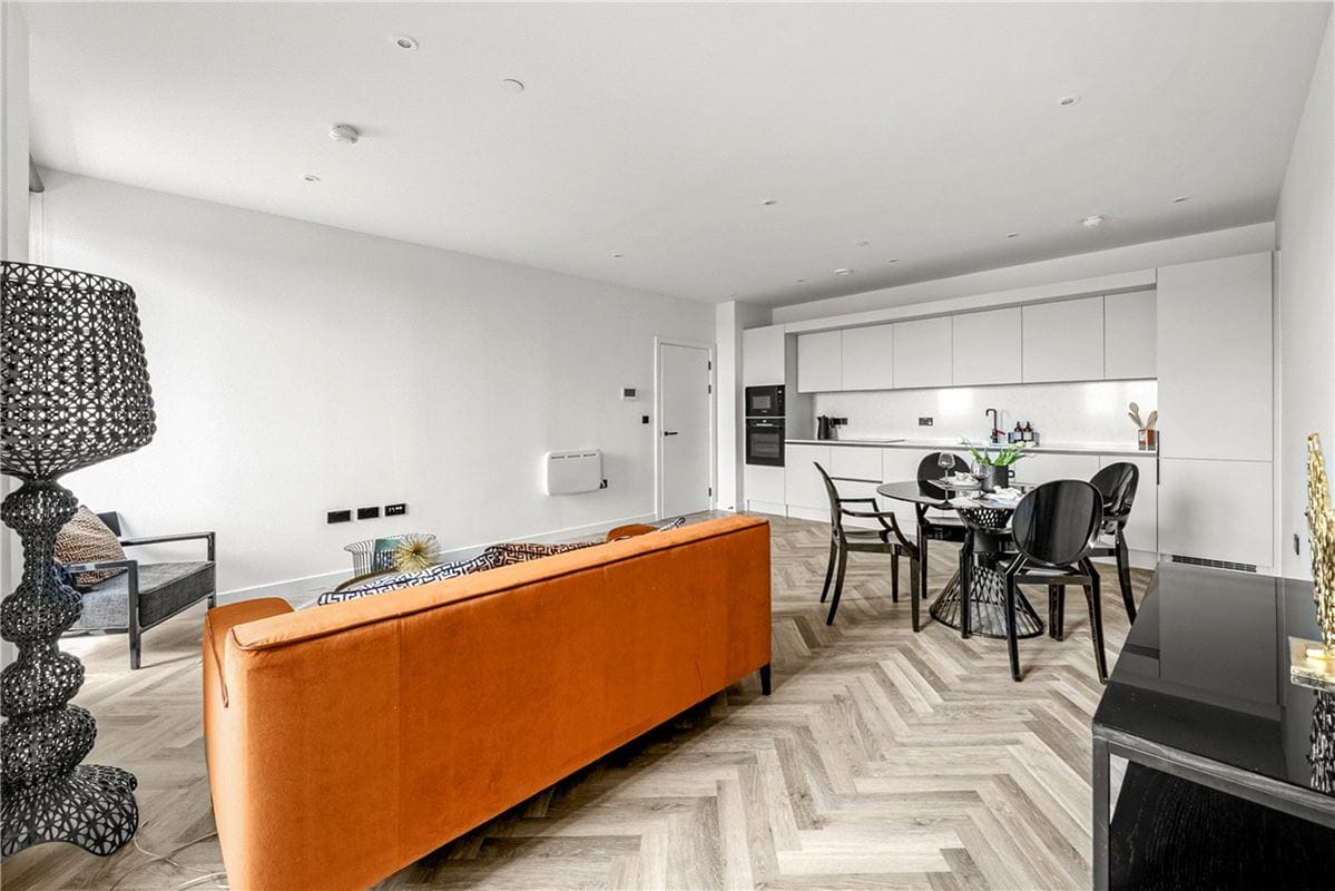 2 bedroom flat, Haxby Road, York YO31 - Available