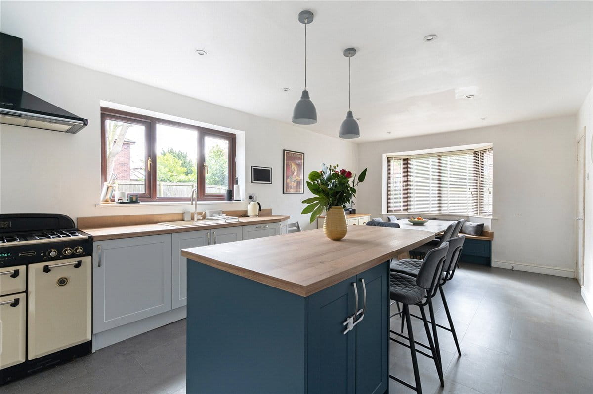 5 bedroom house, Back Lane, Riccall YO19 - Available