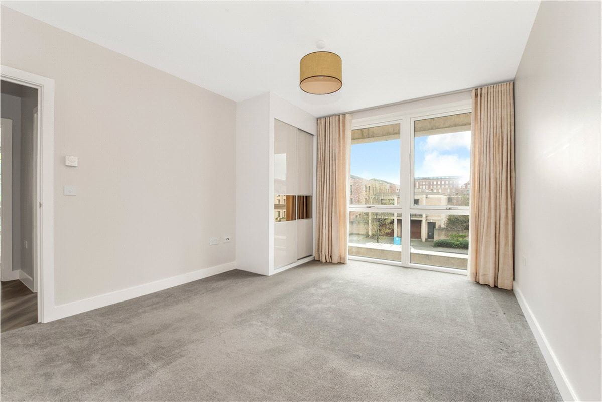 2 bedroom flat, Joseph Terry Grove, York YO23 - Available