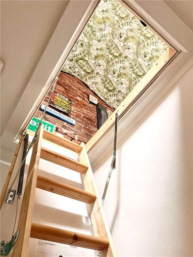 2 bedroom house, Neville Terrace, York YO31 - Available