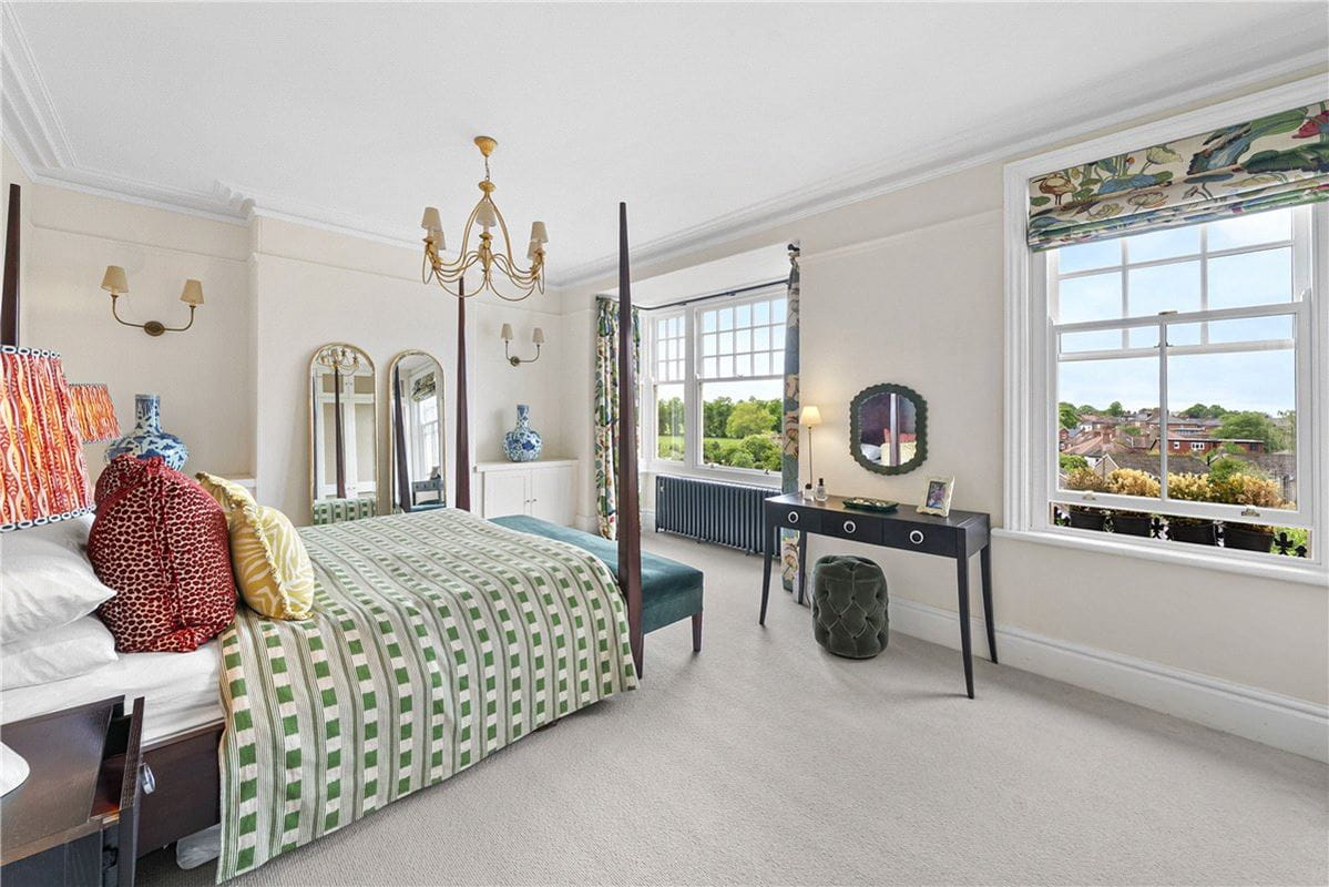 4 bedroom house, Albemarle Road, York YO23 - Available