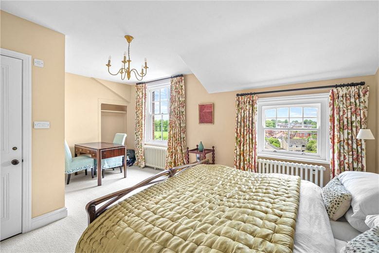 4 bedroom house, Albemarle Road, York YO23 - Available