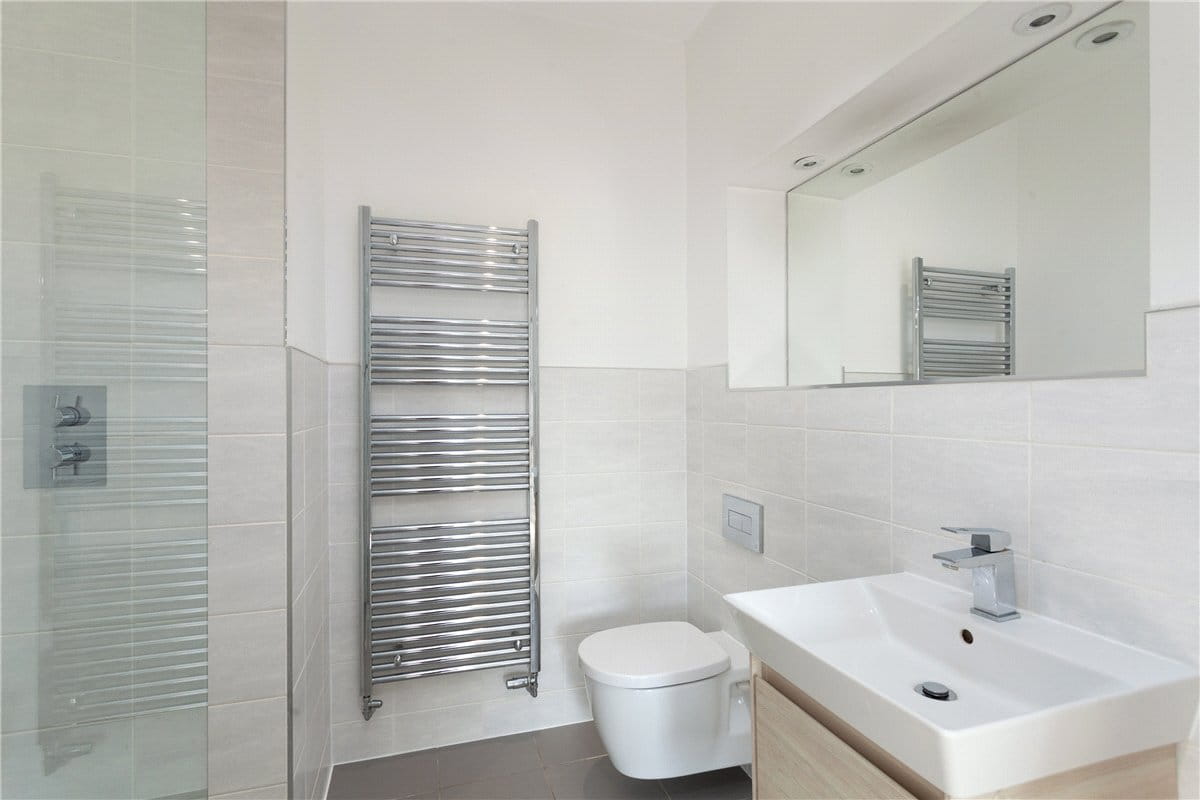 4 bedroom house, Joseph Terry Grove, York YO23 - Available