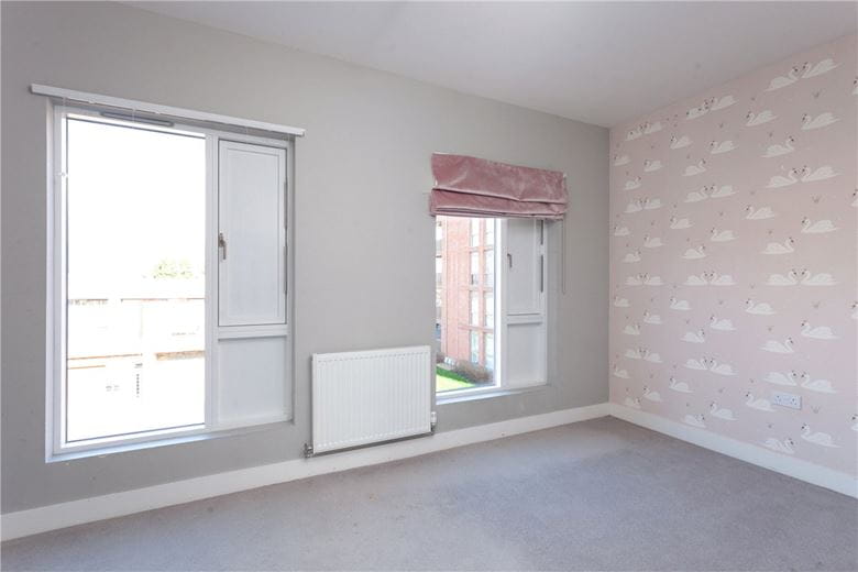 4 bedroom house, Joseph Terry Grove, York YO23 - Available