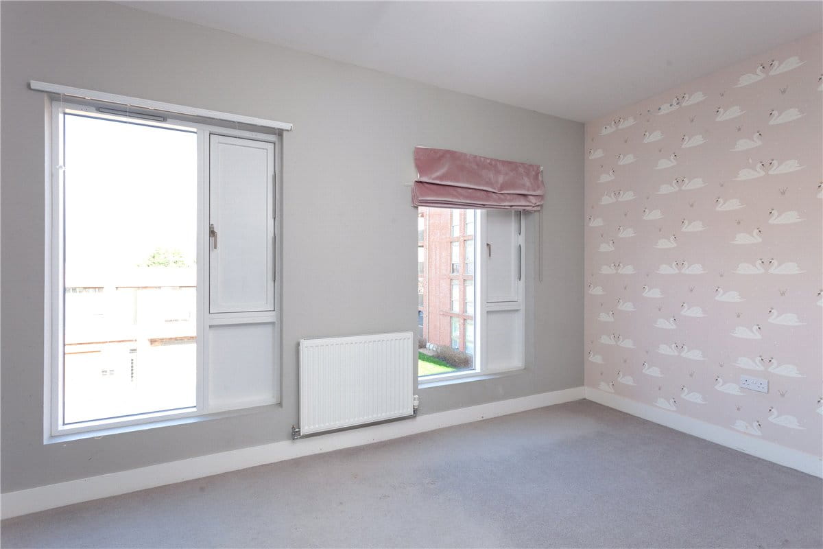4 bedroom house, Joseph Terry Grove, York YO23 - Available